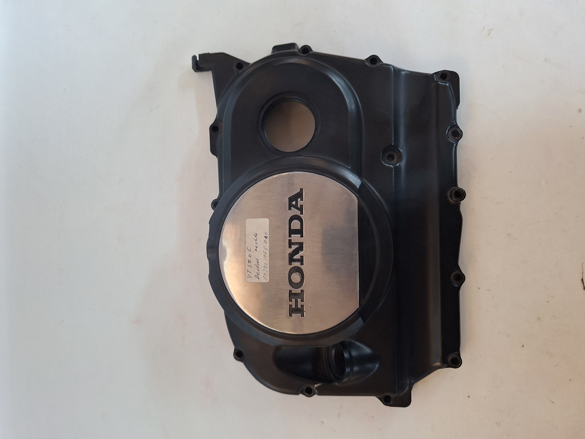 Picture of RECHTE KURBELGEH. DECKEL  11330-MF5-010  VT 500 C